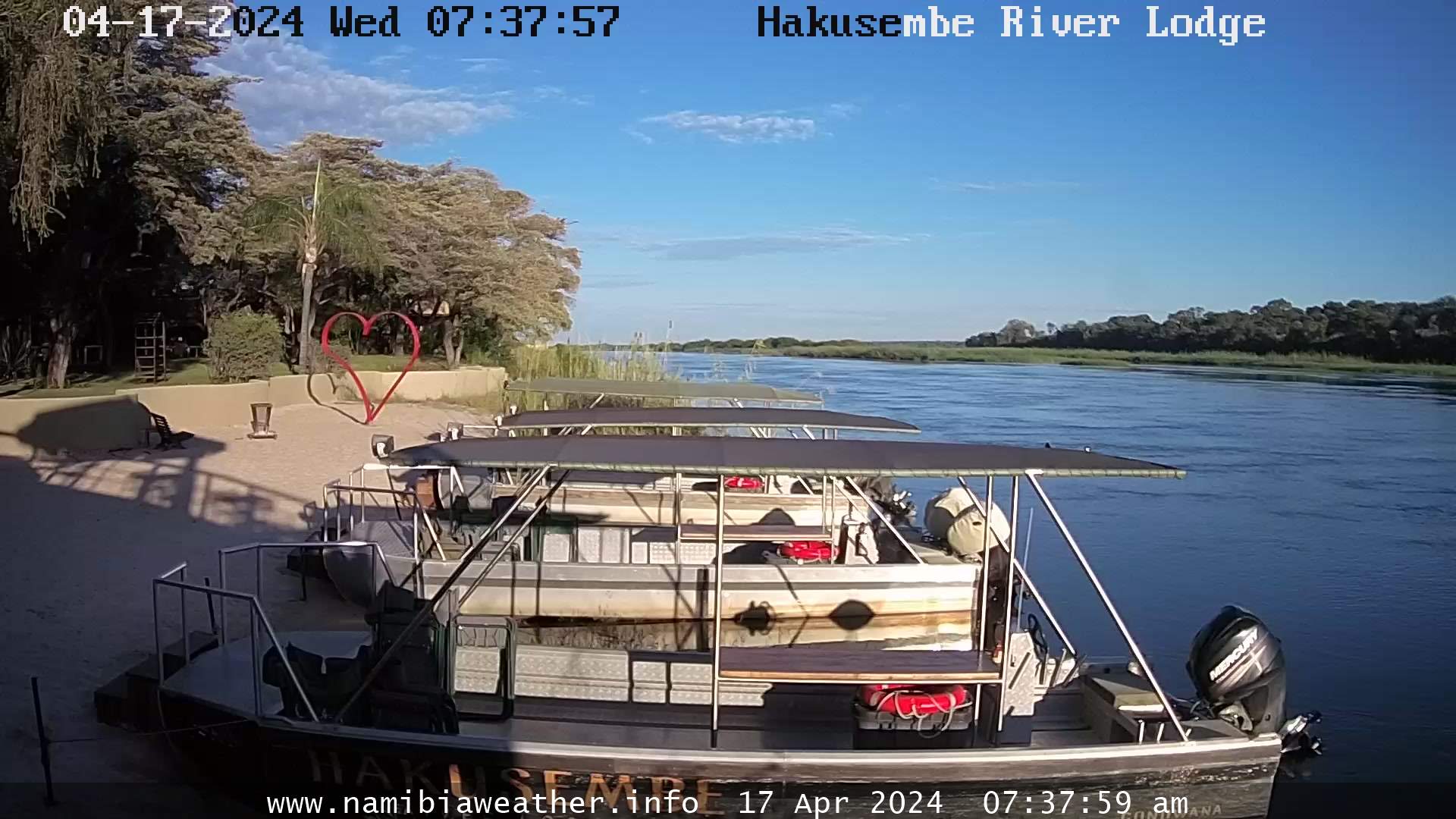 Веб камера Намибия Лодж Хакусембе на реке Окаванго